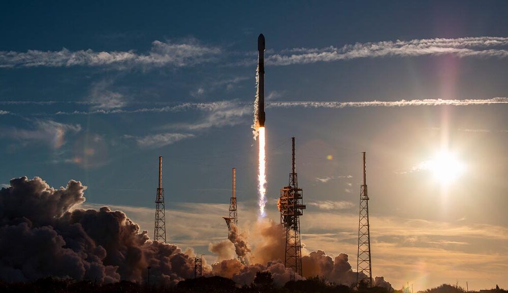 SpaceX Falcon 9 Liftoff