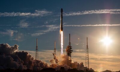 SpaceX Falcon 9 Liftoff