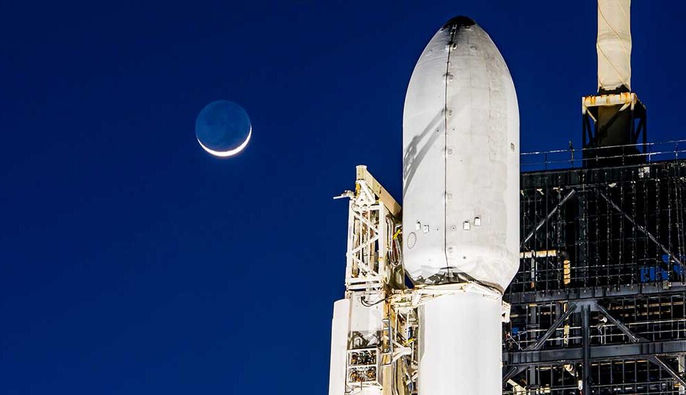 SpaceX Lunar Mission Falcon 9 Flight