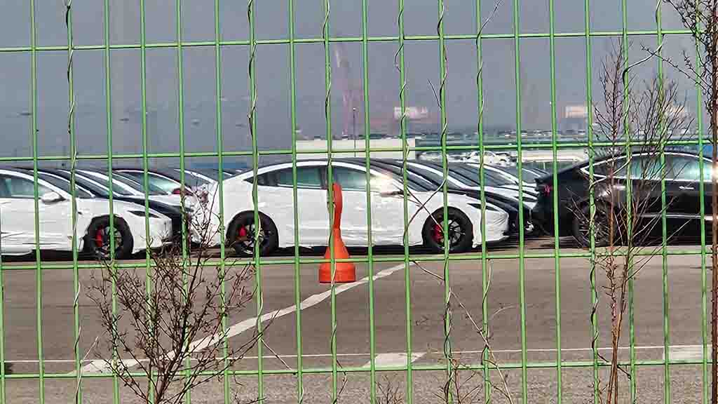 2024 Tesla Model 3 Performance (Ludicrous) spotted in South Korea
