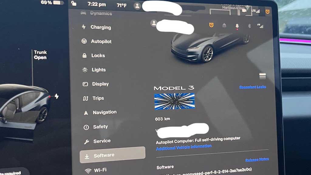 Tesla model 3 Performance UI Leak