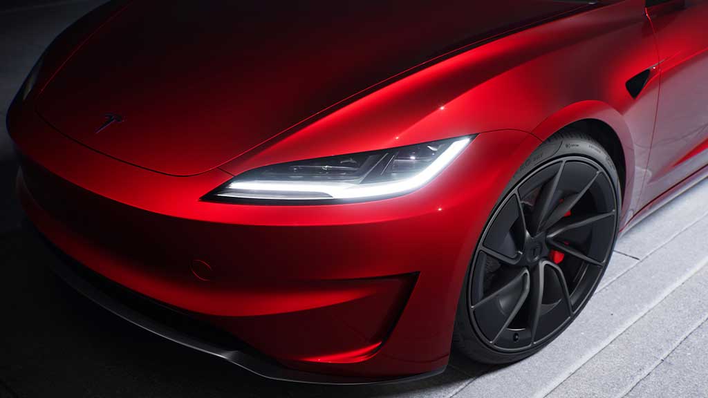 Tesla Model 3 Performance Front