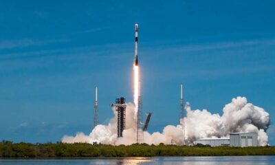 SpaceX Falcon 9 Lifting off