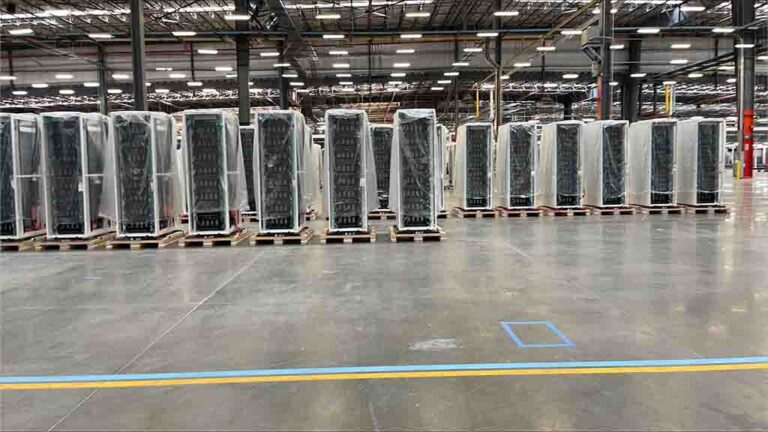 XAI Shares First AI Supercomputer Setup Image With Liquid Cooling xai-shares-first-ai-supercomputer-setup-image-with-liquid-cooling
