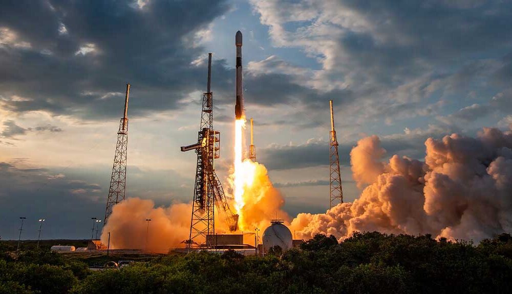 SpaceX Falcon 9 Lifting Off from Florida