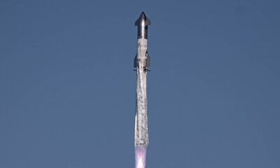 SpaceX Starship Lifting off