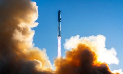 SpaceX Starship liftoff