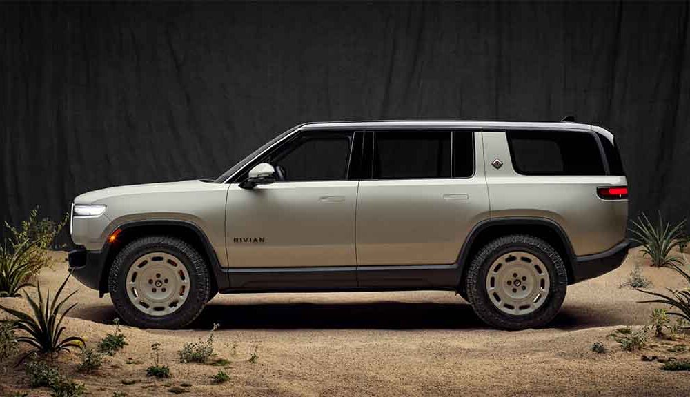 Rivian R1S California Dune