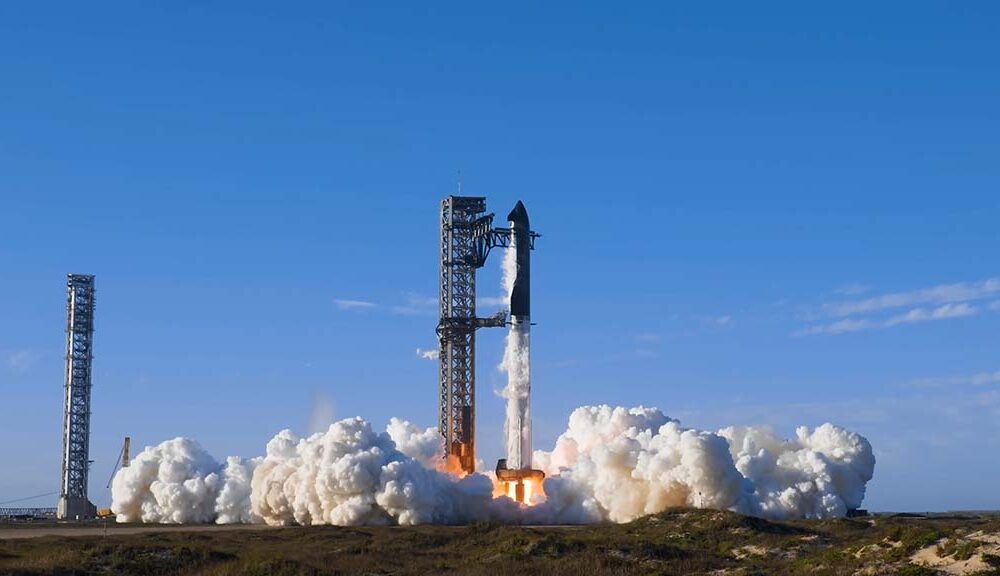 SpaceX Starship Liftoff