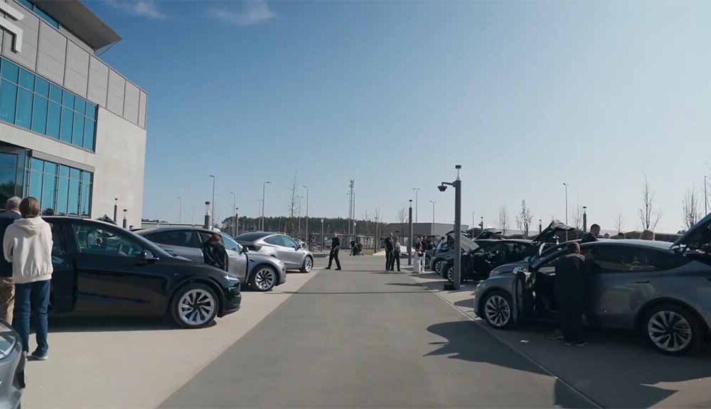 New Tesla Model Y deliveries Europe