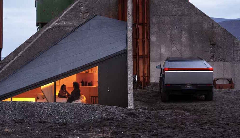 Tesla Cybertruck Powershare
