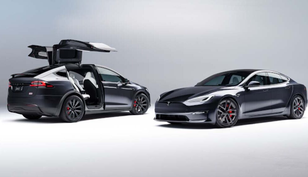 Tesla Model X and S