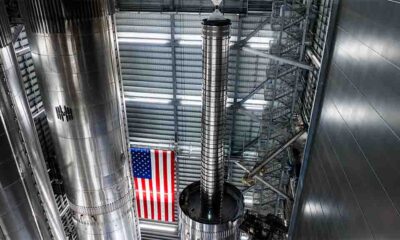 SpaceX installing redesigned fuel transfer tube for next-generation Super Heavy booster