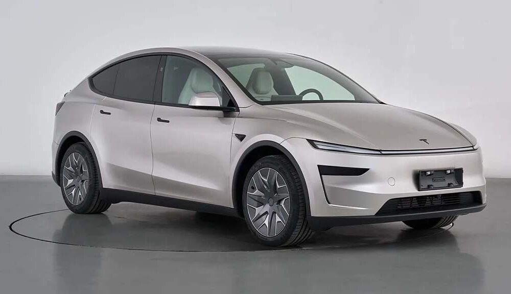 Tesla Model Y L Six Seater