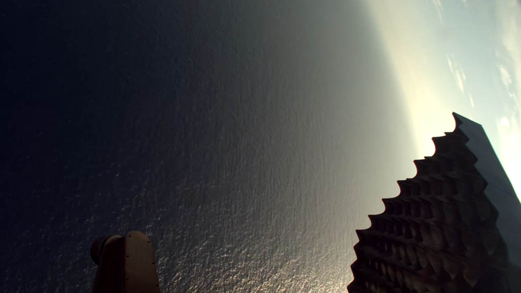 SpaceX Starship Super Heavy booster splashdown in the Gulf of America
