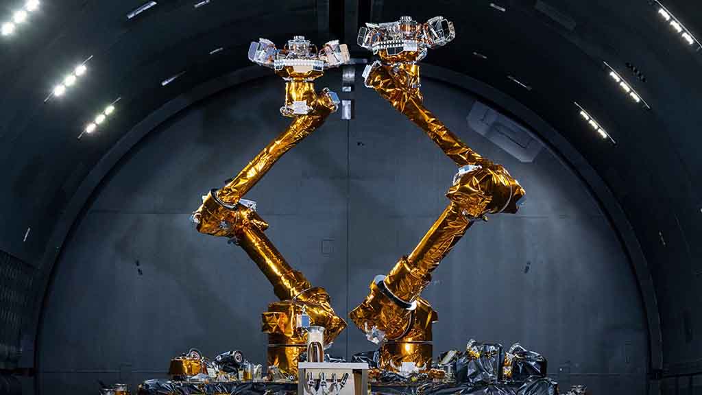 Robotic Servicing of Geosynchronous Satellites (RSGS) spacecraft to service on-orbit satellites in space