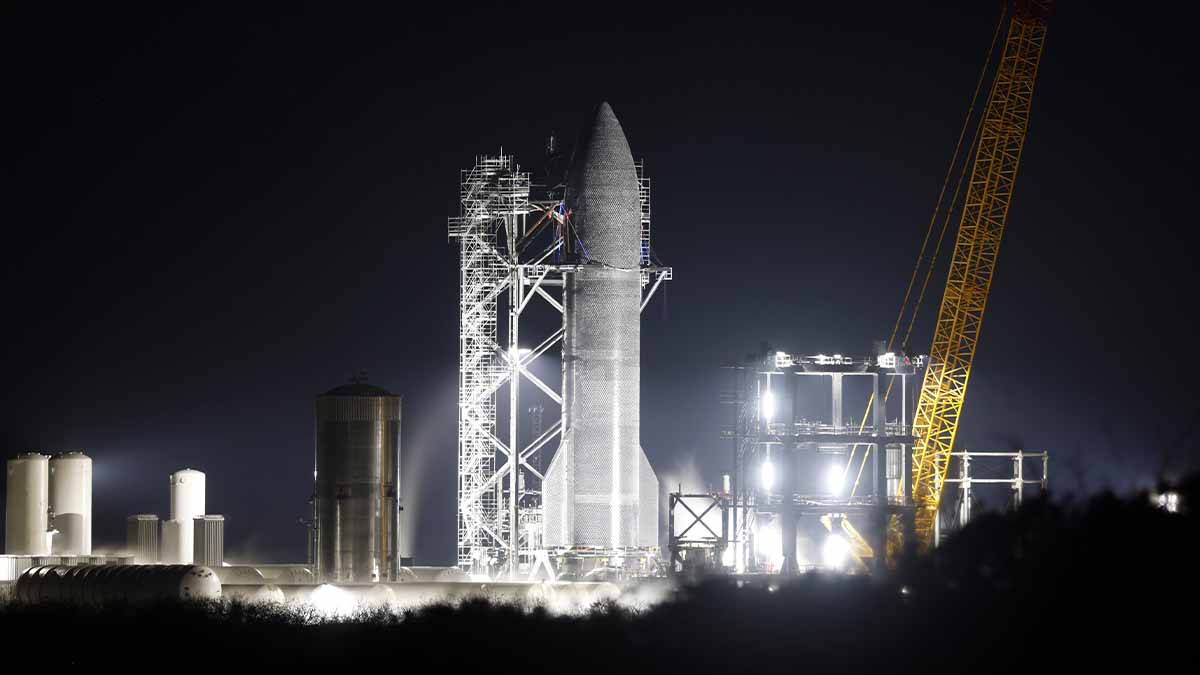 SpaceX performing cryo-proof testing on Starship